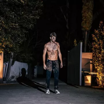 Converse Ct 70 Hi sneakers worn by Andrew Taggart on @thechainsmokers Instagram account