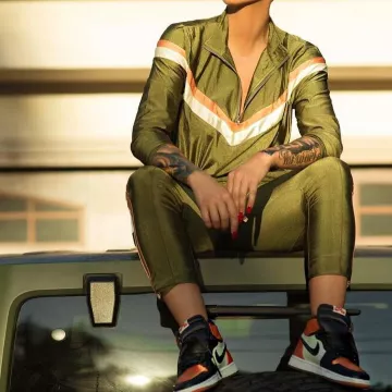 Sneakers Wmns Air Jordan 1 Re Hi Og Sl "satin Shattered Backboard" made by Amber Rose on the account instagram @complexsneakers