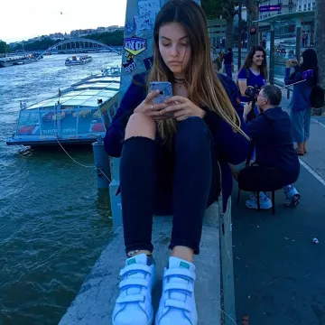 Zapatillas Adidas Stan Smith CF J usadas por Thylane Blondeau en Instagram