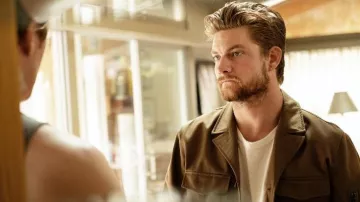 Deran Cody's (Jake Weary) brown jacket as seen in Animal Kingdom 3x12