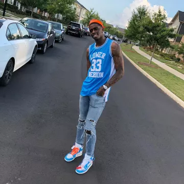 off white jordan 1 blue outfit