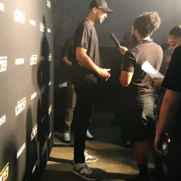 Nike Lebron X JE Icône QS sneakers porté par Ben Simmons sur @slamkicks Instagram compte