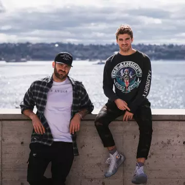 Sneakers Converse of on the account Instagram of @thechainsmokers | Spotern