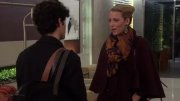 L'écharpe Orange portée par Serena van der Woodsen (Blake Lively) dans Gossip Girl Saison 6 Episode 9