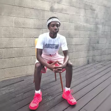 Sneakers Nike Kyrie 4 "Red Carpet" made by Caleb McLaughlin on his account Instagram (@therealcalebmclaughlin)