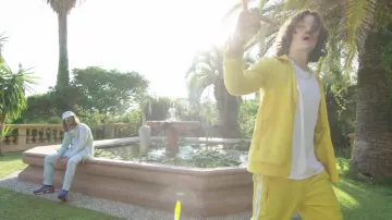 The set of tracksuit yellow Adidas Charles Viscount in the clip, Champagne & Pétou of Lorenzo