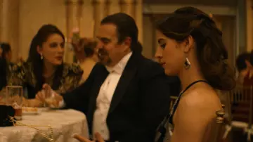 Earrings silver drop and with emeralds Sofia Conesa (Tessa Ia) in Narcos: Mexico city S01E03