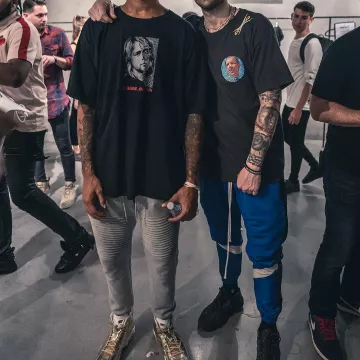 The pair of Nike Air Jordan 6 Retro "pinnacle" made by D'angelo Russell on the account Instagram @leaguefits