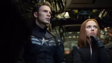 Captain America /Steve Rogers  (Chris Evans) winter soldier jacket in Captain America : The Winter Soldier