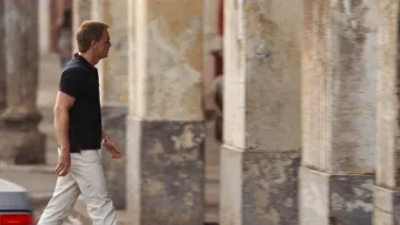 Le jean Levi's 306 STA-PREST 'cream" porté par James Bond (Daniel Craig) dans Quantum of Solace