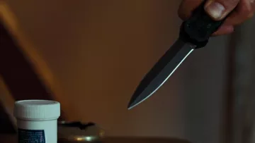 Le couteau Masters of Defense 'Harkins Triton' utilisé par le tueur à Haïti dans Quantum of Solace