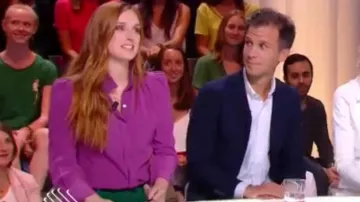 La camisa morada usada por Alison Wheeler en Daily 11/09/2018