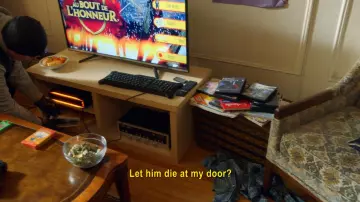 The book Bescherelle La Conjugaison pour tous as seen in Tom Clancy's Jack Ryan S01E03