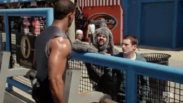 Le terrain d'entrainement de Bodybuilding de Venice Beach dans Wilfred S02E02