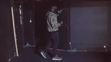 Sneakers Nike Air Max Zero Essential green worn by Damso in her video clip N. J Respect R