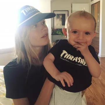 The cap Thrasher Magazine Camille Rowe-Pourcheresse on the account Instagram @fingermonkey