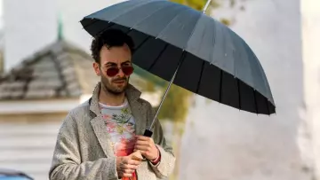 Le parapluie de Cassidy (Joe Gilgun) dans Preacher S03E01