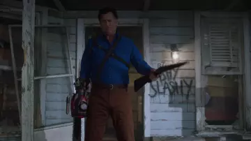 The replica of the rifle Ashley 'Ash' J. Williams (Bruce Campbell) in Ash vs Evil Dead S02E06