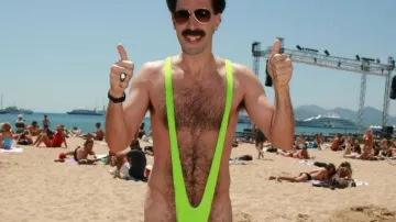 Le maillot de bain vert de Borat (Sacha Baron Cohen) dans Borat : Leçons culturelles sur l'Amérique au profit de la glorieuse nation Kazakhstan