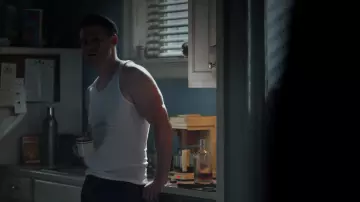Le marcel blanc de James Gordon (Ben McKenzie) dans Gotham S03E02