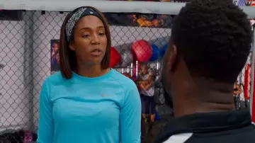 Le bandana noir à motifs paisley de Carrie (Tiffany Haddish) dans Night School