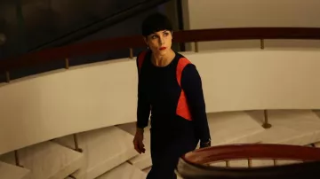 Vestido de Karen Settman (Noomi Rapace) en Seven Sisters