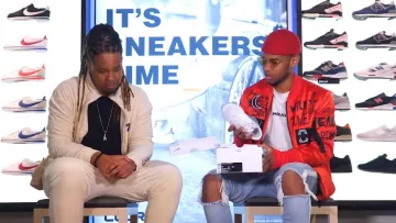 Les Sneakers blanches Nike air vapormax de Kader Diaby 4REAL dans la video youtube "Kader Diaby 4REAL - Bail 2 Sneakers"