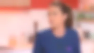 Les 3 pin's étoiles de Marie Perarnau dans La maison des maternelles du 18/09/2018