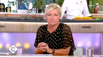 La robe à pois lurex de Anne-Élisabeth Lemoine dans C à vous du 11/09/2018