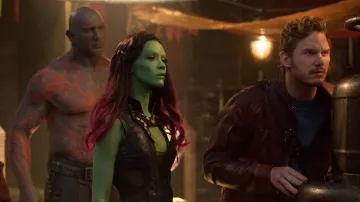 El traje de cuero de Gamora (Zoe Saldana) en Guardianes de la Galaxia