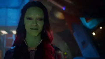 La perruque  de cheveux rouges de Gamora (Zoe Saldana) dans Les Gardiens de la Galaxie