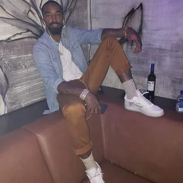 Sneakers The 10 : Nike Air Force 1 Low "off White" worn by J. R. Smith on the Instagram account @leaguefits