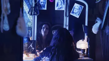 Art deco table lamp as seen in 12 Monkeys S03E02