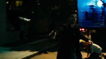 The coat collar fireplace of Sergeant (Frank Grillo) in American Nightmare 2: Anarchy