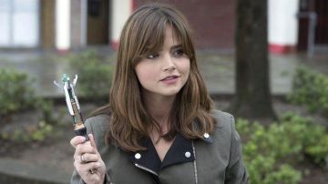 La réplique du Tournevis Sonique du 12ème docteur utilisé par Clara (Jenna Coleman) dans Dr Who S08E09