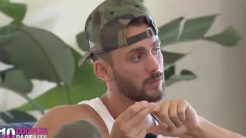 The cap and the camouflage of Illan in 10 couples, perfect S2