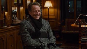The scarf, black Phillip Lacasse (Bryan Cranston) in The Upside