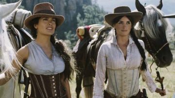 Sara Sandoval's (Salma Hayek) western costume as seen in Bandidas
