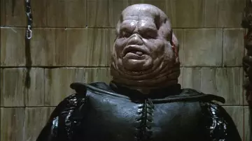 Butterball (Simon Bamford) masque comme on le voit dans Hellraiser