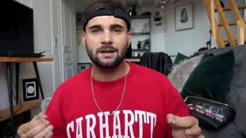 El bolso de cinturón Gucci de Esteban Muñoz "qué vamos a hacer" en el vídeo "Youtubers Faux Cul & Product placement: My answer to Sananas!"