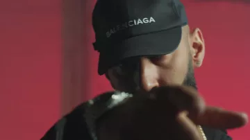 The black hat Balenciaga of The Weasel in the video clip Aventador (Prod by Luca Presti)