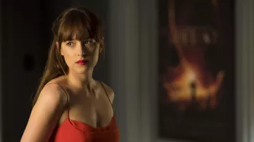 Le rouge à lèvres de Anastasia Steele (Dakota Johnson) dans Cinquante nuances plus sombres