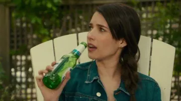 Beer Peroni drunk by Nikki Angioli (Emma Roberts) in Little Italy