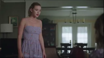 The dress Reformation brought by Betty Cooper (Lili Reinhart) in Riverdale S03E01