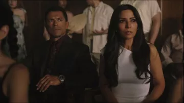 La robe blanche portée par Hermione Lodge (Marisol Nichols) dans Riverdale S03E01