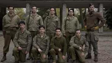 Le blouson militaire en laine porté par le Lt. Aldo Raine (Brad Pitt) dans Inglourious Basterds