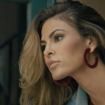 Earrings red by New York & Company Eva Mendes on her account Instagram @evamendes