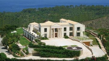 La Villa de 10 Couples Parfaits en Espagne