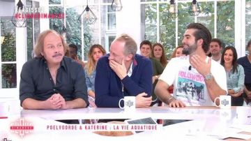 Le t-shirt blanc Local Authority "Hollywood" porté par Kendji Girac dans Clique dimanche (21/10/2018)