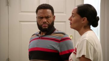 Polo rayé porté par Dre (Anthony Anderson) black-ish (S05E01)